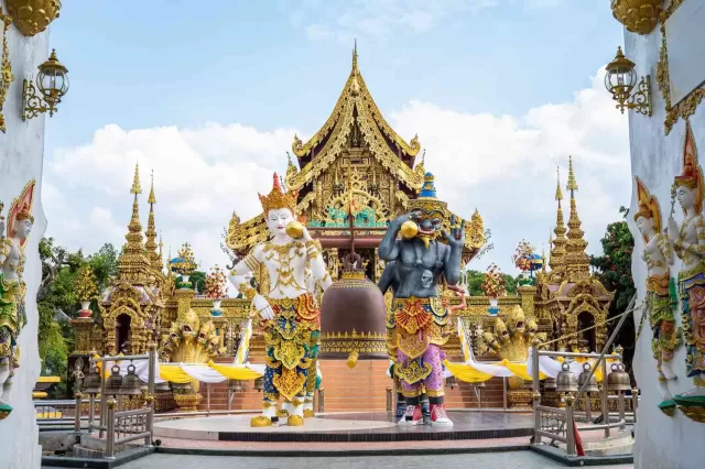 Qué hacer en Chiang Rai: ¡Visita el Templo Blanco, Templo Azul y más..!